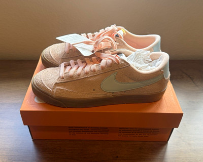 Nike Blazer Low '77 Suede Sneaker Crimson Tint Glacier Blue Womens US 7.5