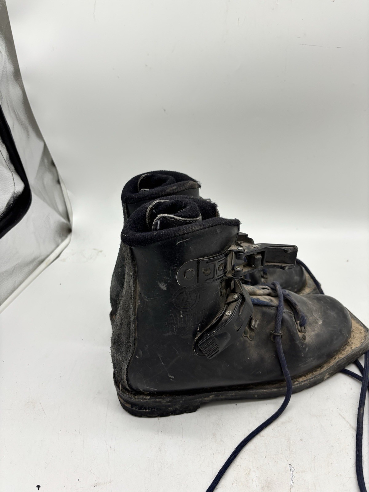 SALOMON Scarponi da sci Telemark neri vintage 2 fibbie in pelle con lacci misura