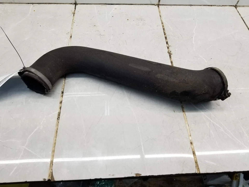 Volvo C70 2013 intercooler tubo de carga lado izquierdo #009514 Foto 2 de 4