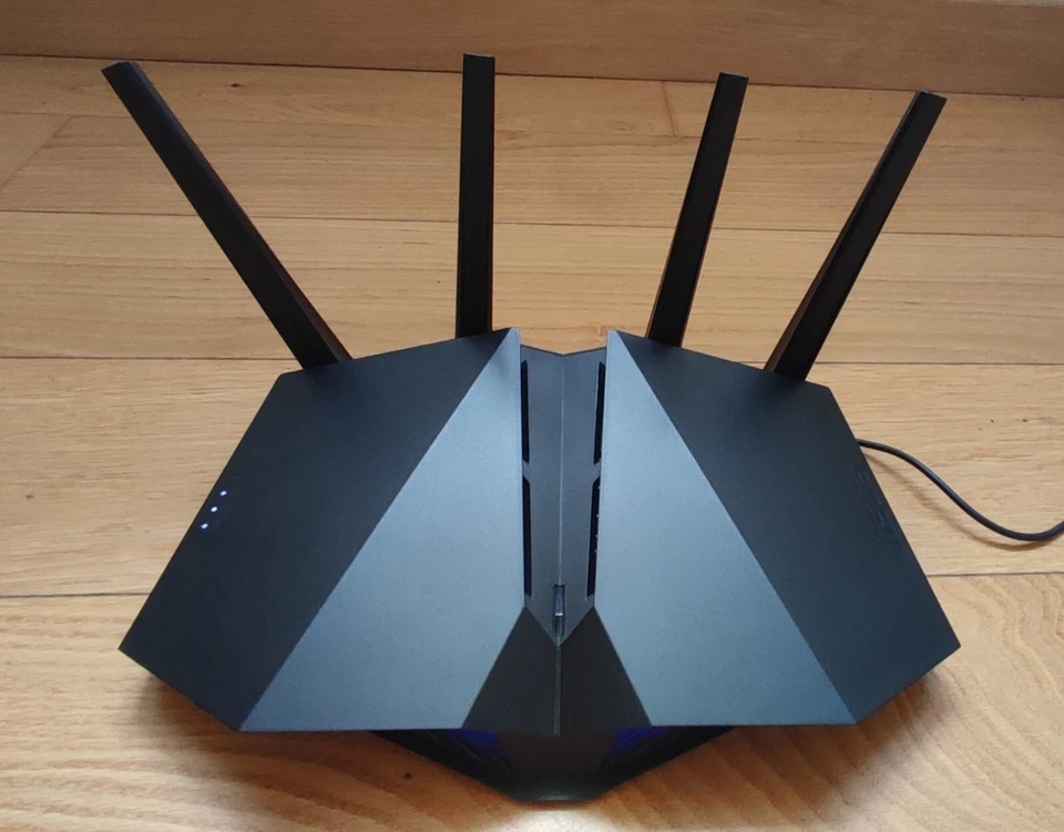 Asus Rt -AX82U - Routeur gaming AX5400 avec Wi-Fi 6 (802.11ax) double bande - Photo 4/4