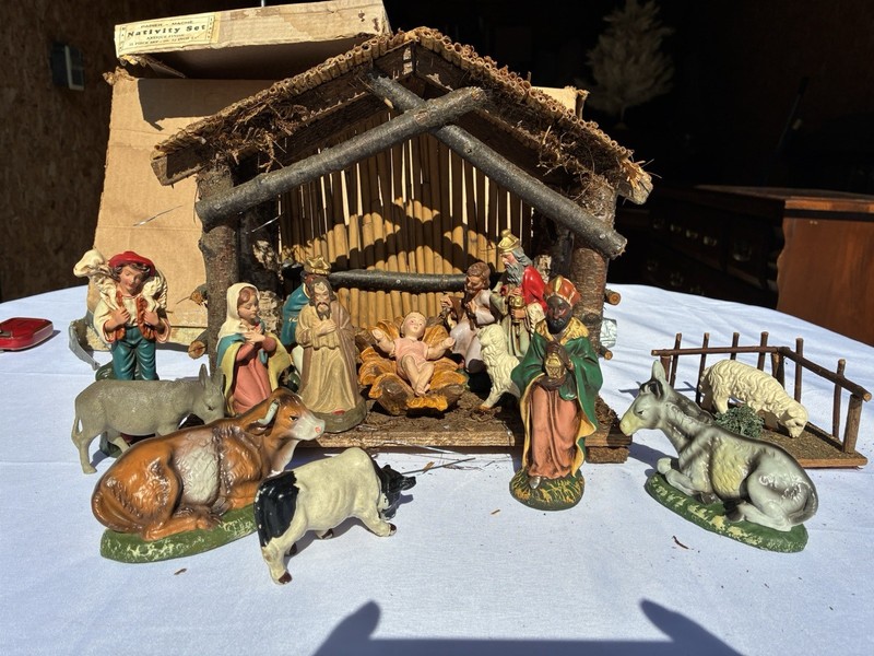 ITALY Old Mid Century Nativity Manger w/ Holy Family 3 Kings Shepherd Animals