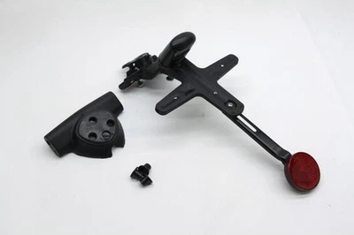 TRIUMPH BONNEVILLE BOBBER 2021 2025 PORTE-PLAQUE ARRIÈRE EN PLASTIQUE SUPPORT - Photo 1/4