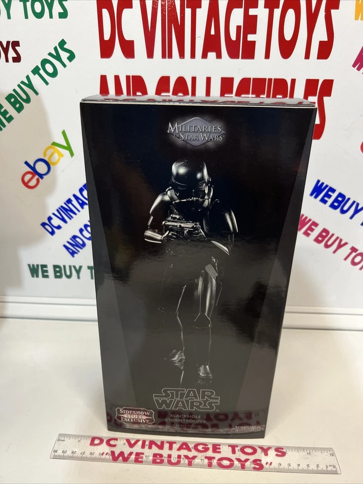 Sideshow Militaries Star Wars 1:6 Blackhole Stormtrooper Store Exclusive Figure - Image 2 of 4