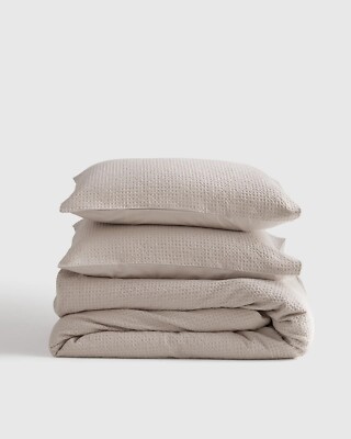 NWOT Quince Luxe Waffle Duvet Cover Set Sand King