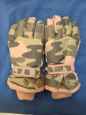 Thermolite Girls Camouflage Gloves Size 4-7 S/M Children's Place