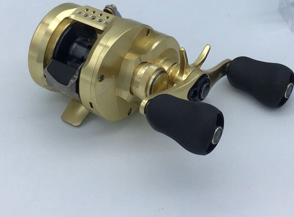 Shimano 21 Calcutta Conquest 200 / Bait Reel Normal Gear, Right