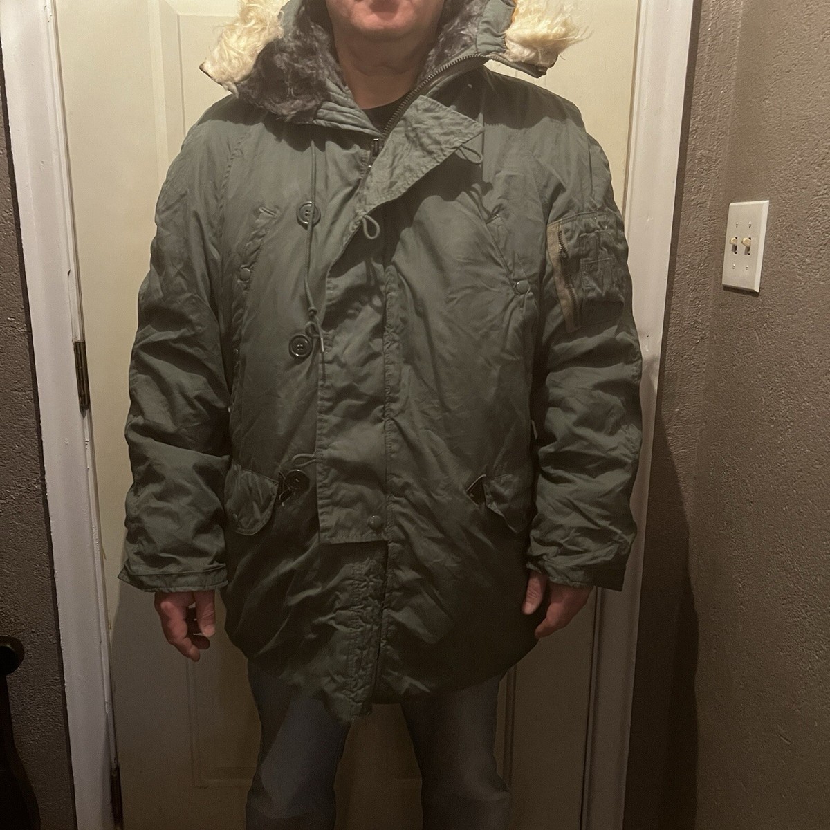 VTG Military Type N3B Men's Size Medium Sage Green Parka Jacket