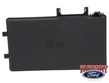 17 thru 19 Ford Super Duty OEM Fuse Box Panel Lid Cover 8.5"x 4.5" HU5Z-14A003-B
