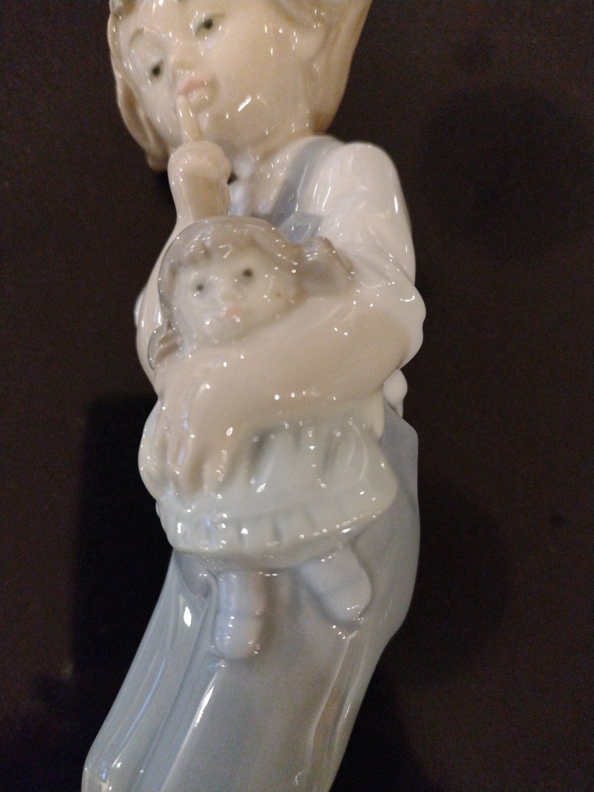 VINTAGE LLADRO NAO FIGURINE GIRL WITH DOLL eBay