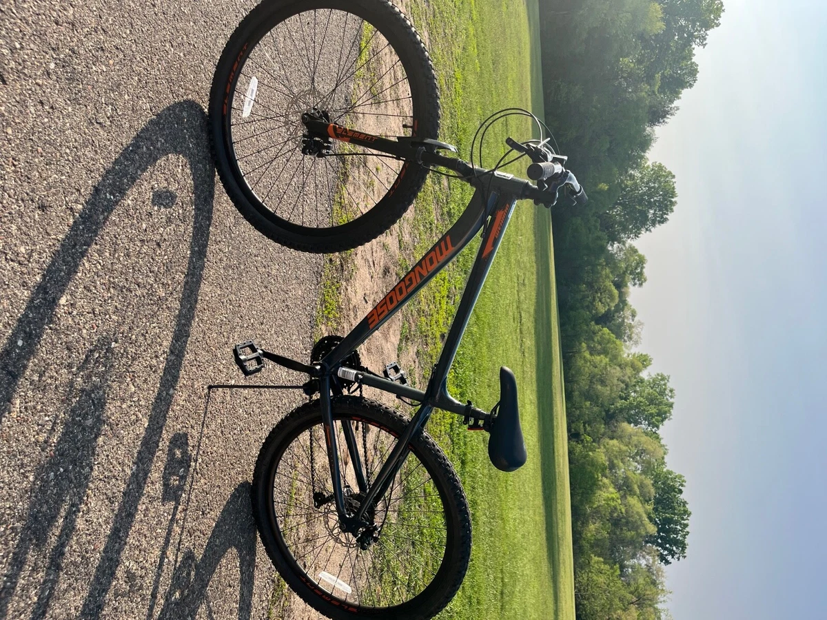Mongoose Durham Mountain Bike 29