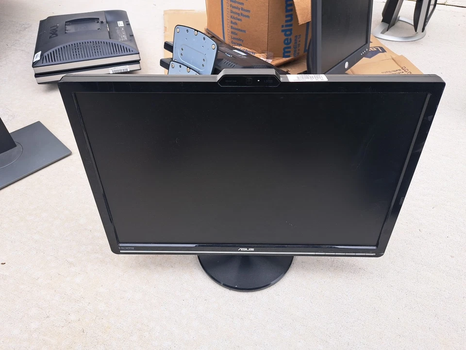 Asus Monitor VK222H 22-inch LCD Widescreen Monitor With Webcam. SCRATCHES - Image 3 of 4