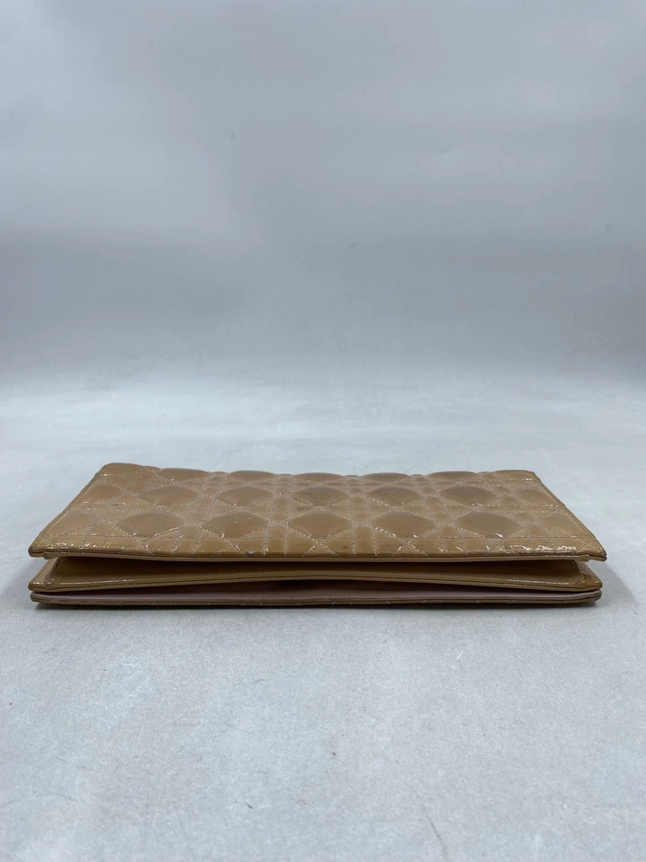 Christian Dior Peach Quilted Clasp C Clutch Handbag - Image 3 of 4