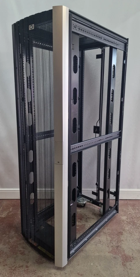 HP 10642 G2 42U Server Rack Cabinet Enclosure With Front + Rear Doors No Sides - Image 2 of 4