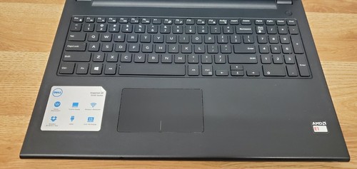 Dell Inspiron 15 3541 15", Windows 10, AMD E16010 APU, 2 GB RAM, 120 SSD - Picture 4 of 12