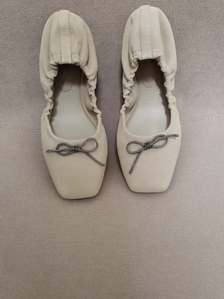 Zapatos planos/ballet beige gamuza mujer Brunello Cucinelli 995 $ talla: EE. UU. 7/37 UE Foto 4 de 4