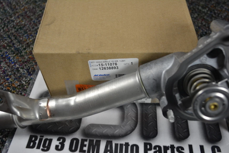 2007-2017 Traverse Acadia Enclave 3.6L Engine Thermostat & Housing new OEM GM - Image 4 of 4