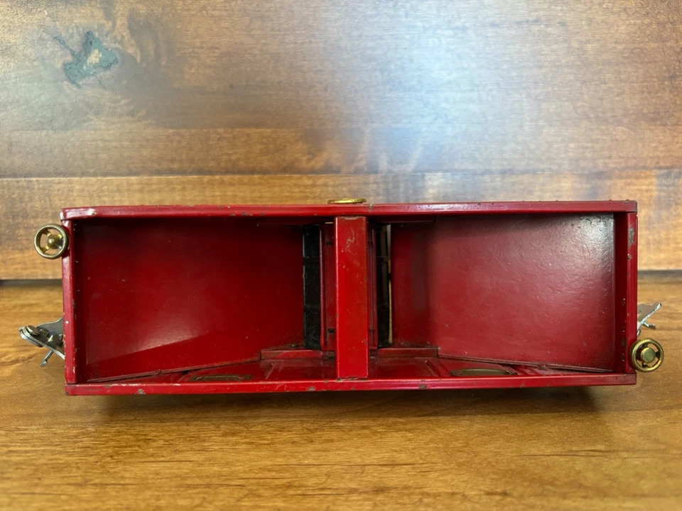 Lionel Pre-War 816 Red Hopper Car Original Very Good C6 Condition - Image 3 of 4