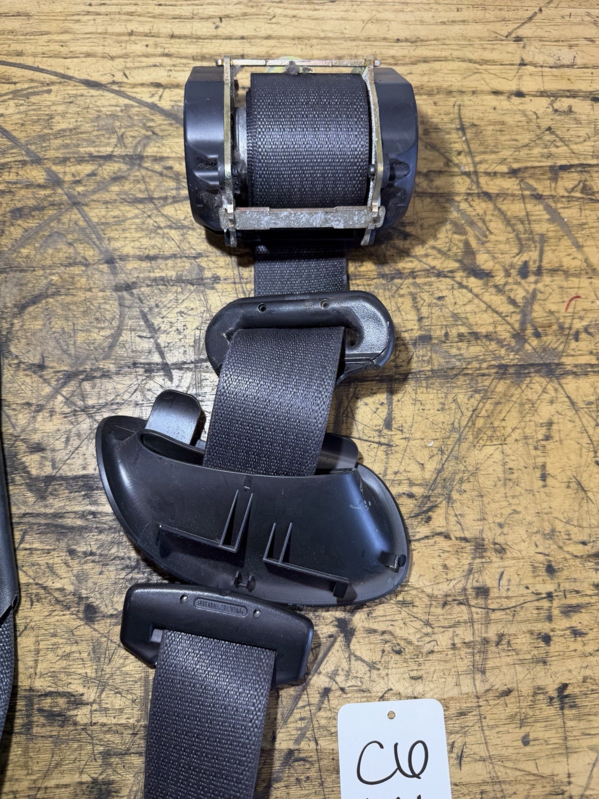 Chevrolet Corvette 2005-2013 Front Left Seat belt