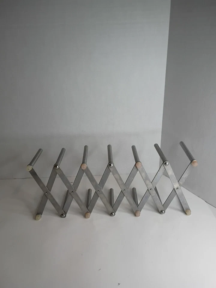 De colección Grande Metal Industrial 14 Clavijas Acordeán Expandible Taza de Café Taza Sombrero Estante Foto 3 de 4