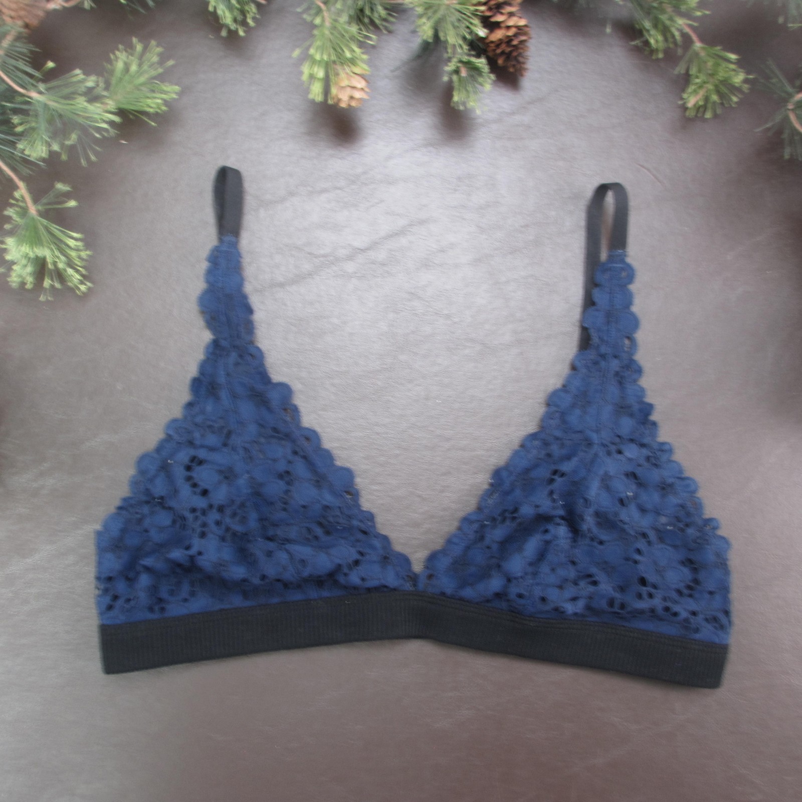 Colsie Bralette Womens Medium Blue Lace Wireless Adjustable Strap Back Intimates-image
