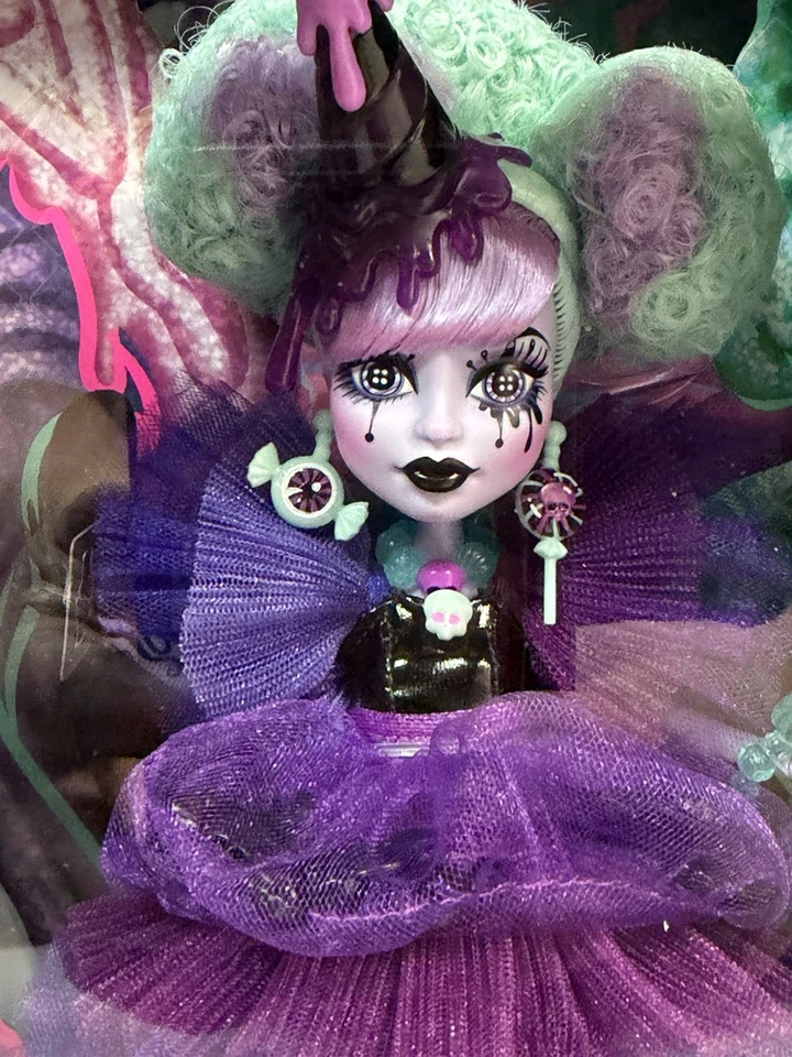 Muñeca Skullector Sweet Screams Twyla exclusiva de Monster High SELLADA Foto 4 de 4