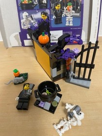 No missing parts LEGO Halloween Haunt 40260