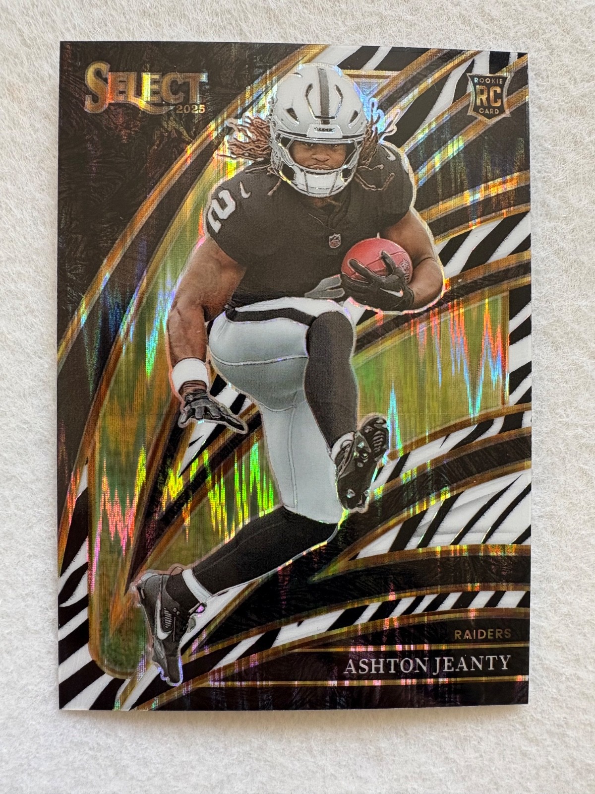 🔥🔥🔥 2025 Panini Select - Club Level Ashton Jeanty #204 Zebra Prizm (RC)!!!