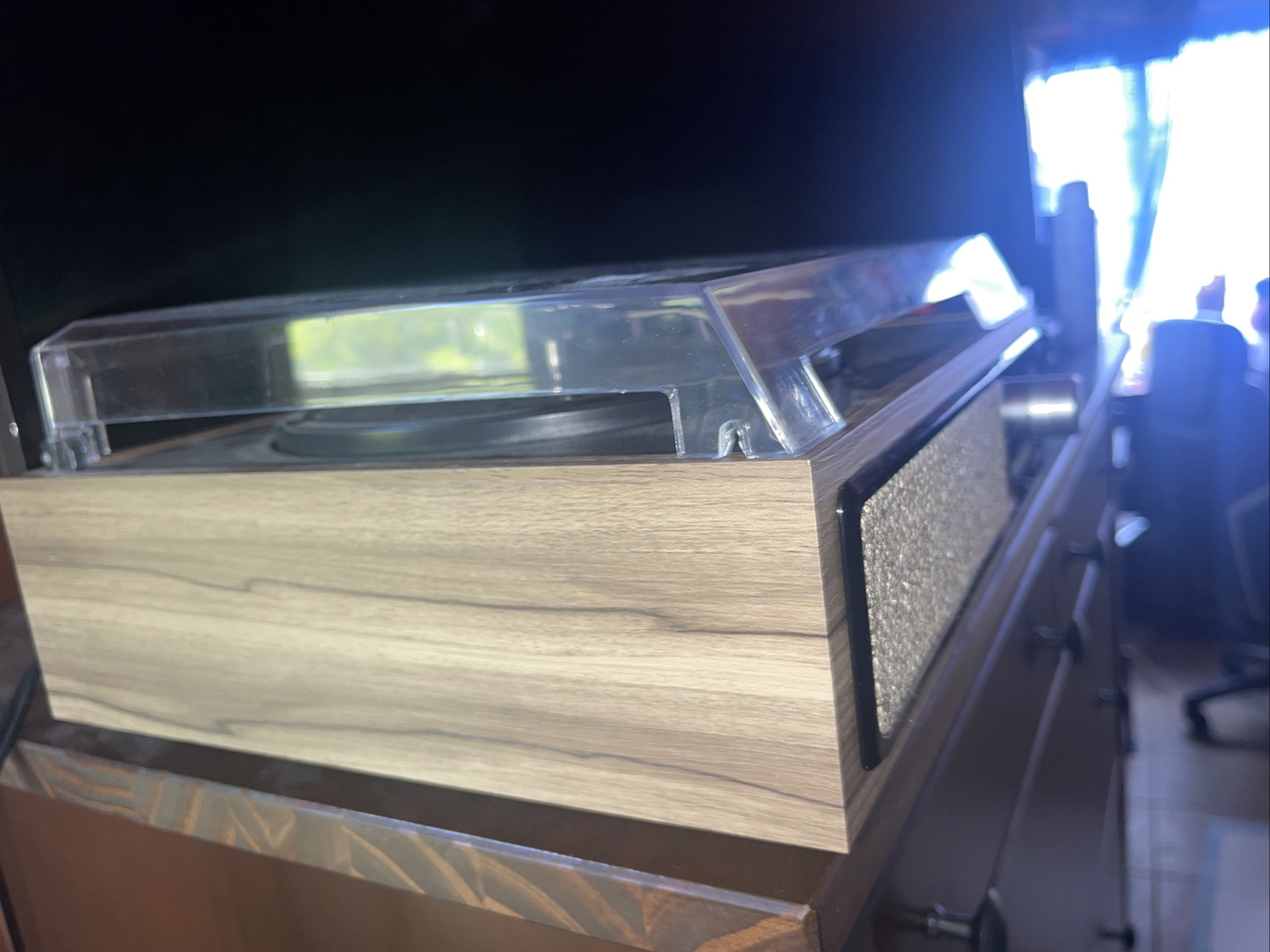 Victrola 3-in-1 Bluetooth Record Player Built in Speaker ** Needs New NEEDLE**