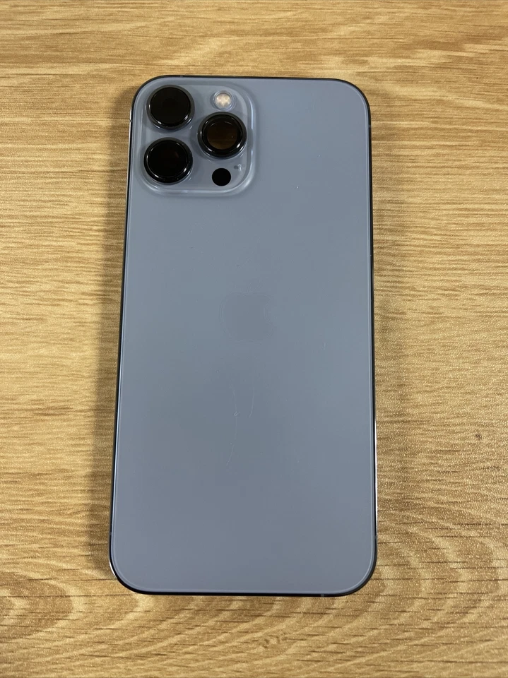 Carcasa trasera iPhone 13 Pro Max repuesto azul sierra con piezas pequeñas grado AB Foto 2 de 4