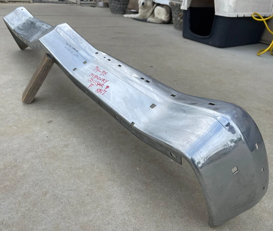 X MERCURY COUGAR XR7 NUEVO TRIPLE CHAPADO CROMO PARACHOQUES DE IMPACTO DELANTERO 1974-1975 OEM Foto 4 de 4