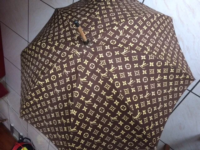 Vintage 1960s LOUIS VUITTON Wood Handle Cotton Fabric Umbrella Parasol  EXCELLENT