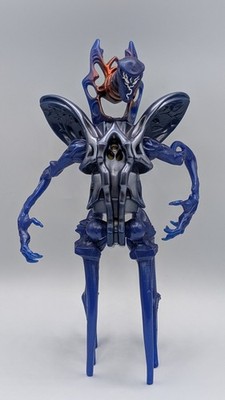 Titan A.E. Deluxe Rapid Attack Queen Drej figure W/ Working battle Action Sounds