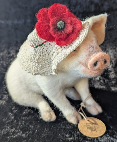 OOAK Needle Felted Sitting Piglet in Sun Hat w/ Poppy Flower by Tatiana Trot