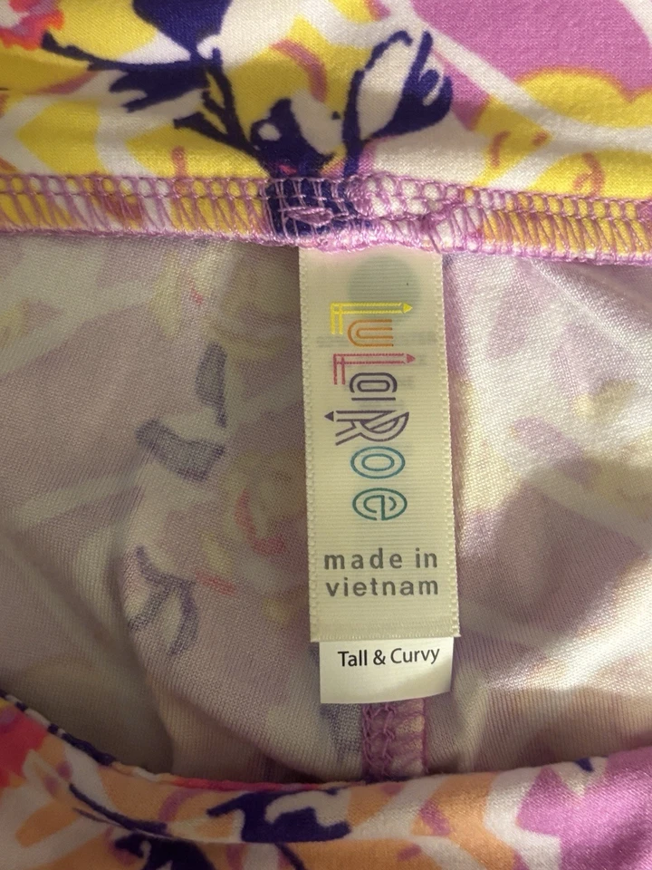 Leggings TC LuLaRoe - Diseño Floral Rosa y Amarillo (NUEVOS) Foto 3 de 4