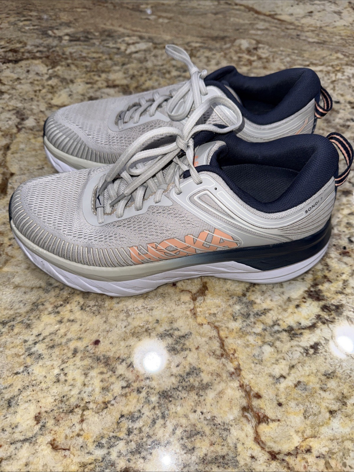 Hoka One One Bondi 7 Women's Size 9 Running Shoes Lunar Rock Gray Comfortable thumbnail 3