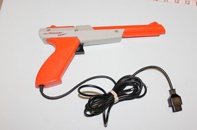 1985 Nintendo NES Zapper Orange Duck Hunt Gun Authentic NES-005 UnTested Vintage