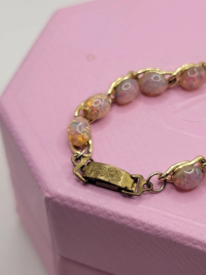 Vintage Faux Opal Goldtone Bracelet & Enamel Rosso Prezioso - Image 4 of 4