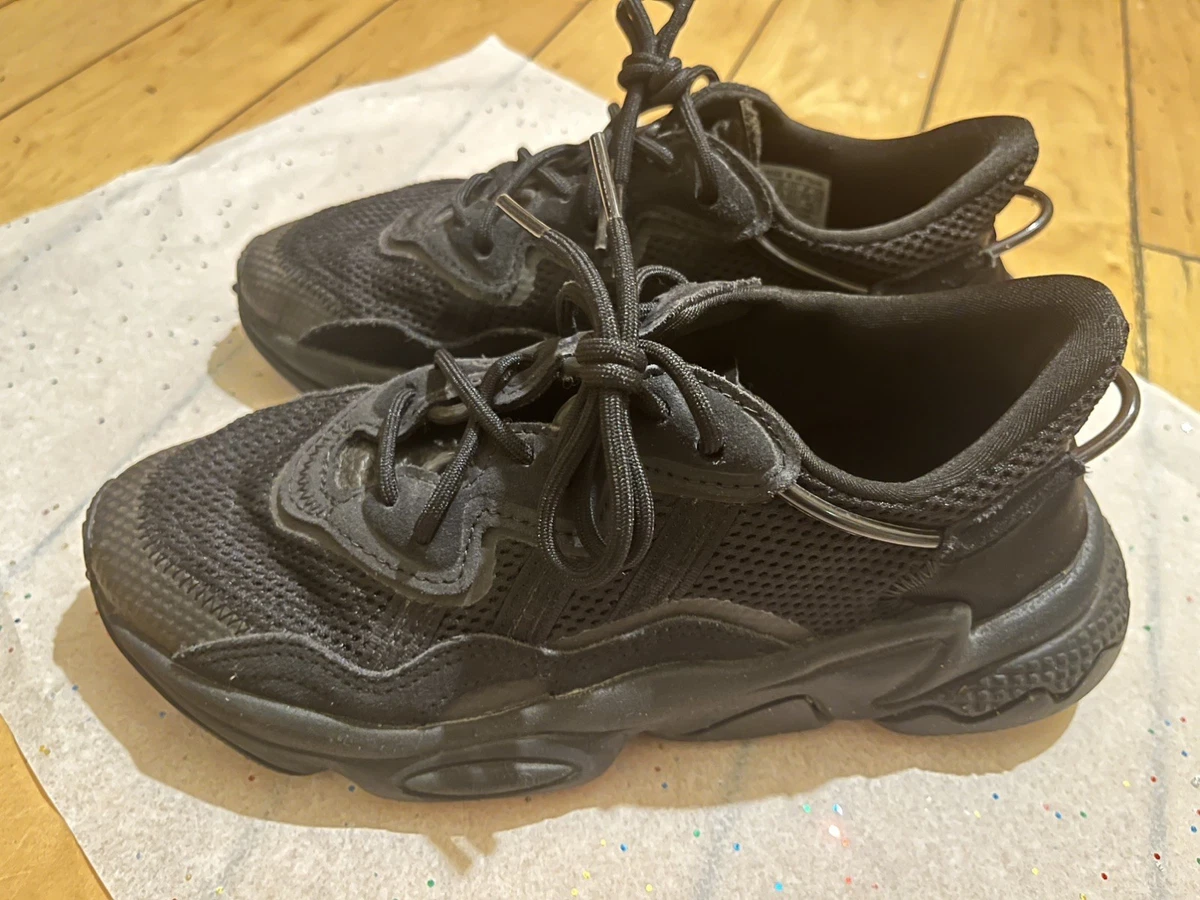 Adidas Ozweego Knit Triple Black Sneakers Men\'s 9 Athletic Lifestyle Shoes NIB adidas Ozweego Triple Black for Sale | Authenticity  main image 2