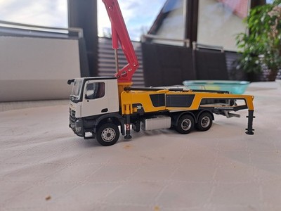 Mercedes  PUTZMEISTER M38-5 BETON ZEMENT PUMP TRUCK 1:50 CONRAD unbespielt 