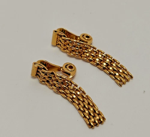 Vintage Monet Earrings Gold-Tone Mesh Chain Clip-On 1980s/90s Glamour