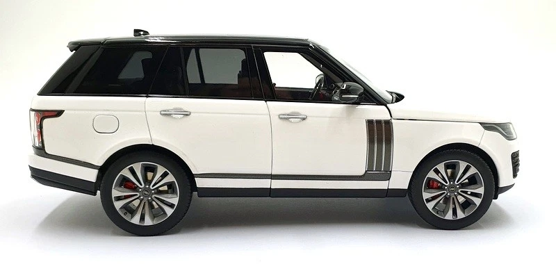 LCD Models 1/18 Scale LCD18001B-WH Range Rover SV Autobiography Dynamic - White - Image 3 of 4
