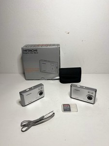 2X Hitachi HDC-571ES Digital Camera - 5.0MP Silver + 2GB SD Card -Vintage- Read