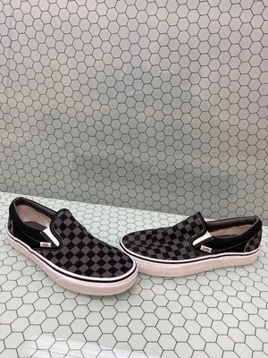 checkered canvas shoes