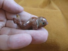 Y-WHA-BE-14) Red beluga WHALE small carving SOAPSTONE PERU figurine love belugas