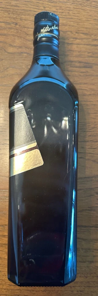 Johnnie Walker Double Black opaque bottle w cap - Image 2 of 4