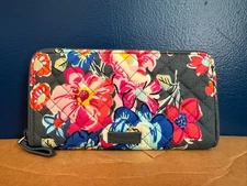 Vera Bradley RFID Georgia Wallet - NWT - Pick Your Pattern