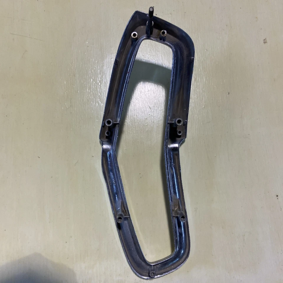 Pontiac Catalina Bonneville 1964 luz trasera derecha lámpara bisel OEM GM 5955174 Foto 2 de 4