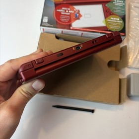 Nice! Nintendo New 3DS XL Red Box Complete W Charger Stylus Top IPS US Model