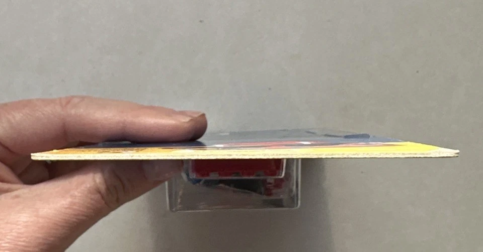 NEW LEGO Magnet 853914 2019 British London Double Decker Tour Bus Exclusive - Image 3 of 4