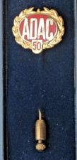Goldene Ehrennadel / Anstecknadel f&uuml;r  50 Jahre ADAC Mitgliedschaft